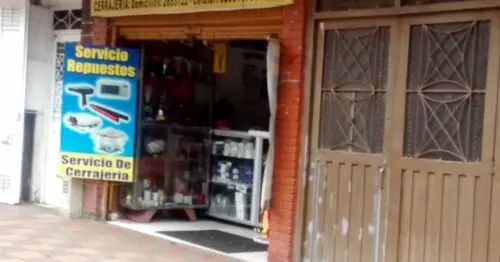 SU TALLER CENTRO DE SERVICIO Y REPUESTO SU TALLER CENTRO DE SERVICIO Y REPUESTO